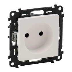Gniazdo 2P z przesłoną 16A - 250V~ białe Valena Life 753116