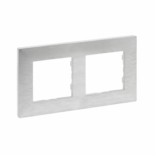 Ramka-podwojna-Aluminium-szczotkowane-tworzywo-Legrand-Niloe-Step-863892.webp