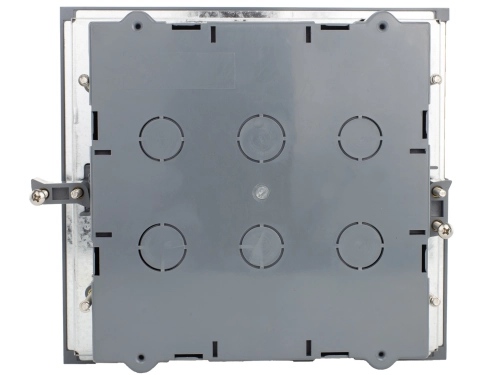 Puszka-podlogowa-12M-legrand-088171 (6).webp