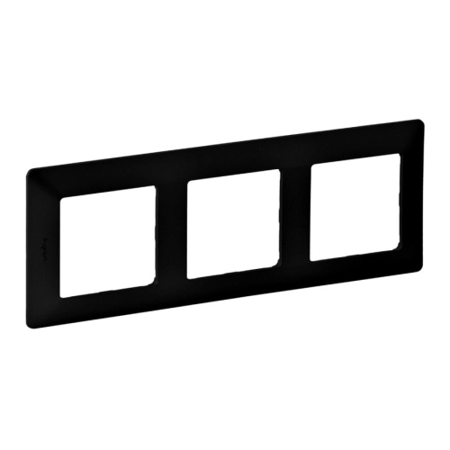 ramka-potrojna-legrand-754253.webp