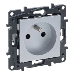 Gniazdo zasilające + Z 16 A Legrand Niloe Step Aluminiowe 863330