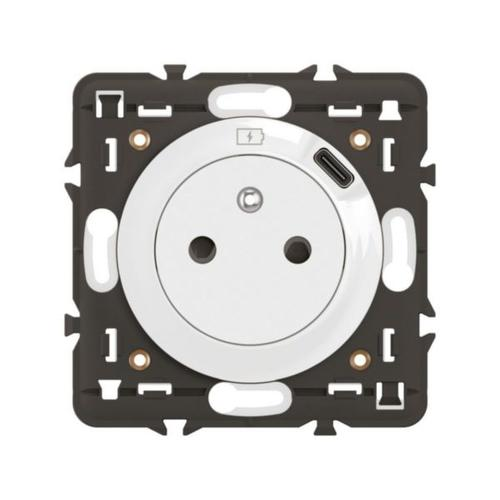 gniazdo-plaskie-z-USB-CB0140-celiane (2).webp