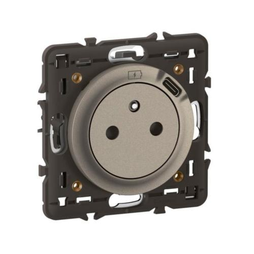 LG-CT0140-WEB-R.webp