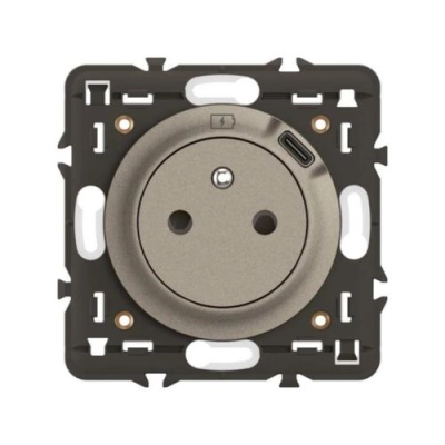 LG-CT0140-WEB-F.webp
