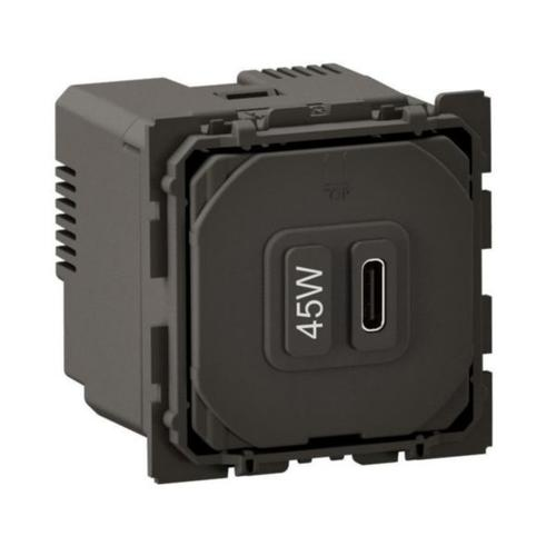 LG-CM0156-WEB-R.webp