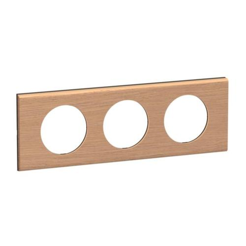 ramka-potrojna-dab-CP2403-legrand-celiane (1).webp