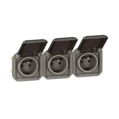gniazdo-potrojne-069844L-plexo-legrand (1).webp