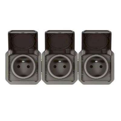 gniazdo-potrojne-069844L-plexo-legrand (2).webp