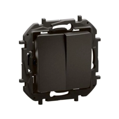 LG-NP2120BK-WEB-R.webp