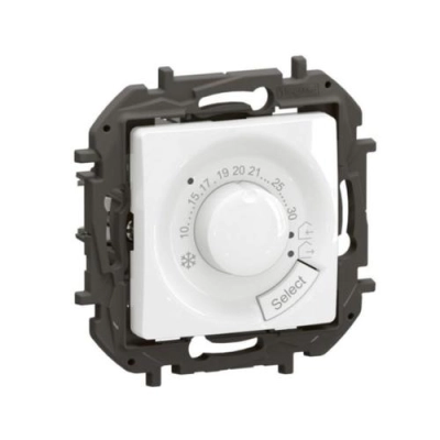 LG-NP670WH-WEB-R.webp