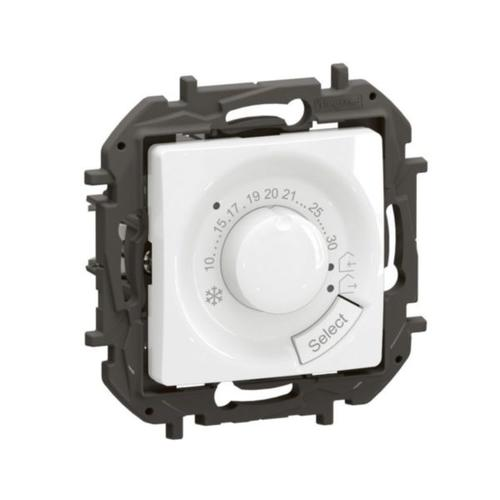 LG-NP670WH-WEB-R.webp