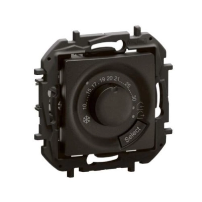 LG-NP670BK-WEB-R.webp