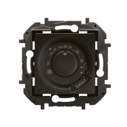 LG-NP670BK-WEB-F.webp