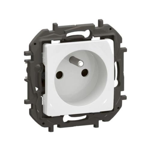LG-NP3100WH-WEB-R.webp