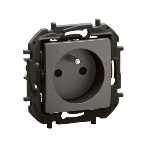 LG-NP3100MG-WEB-R.webp