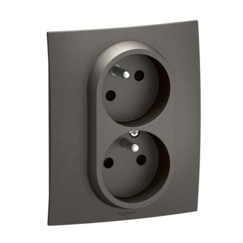 LG-NP3114MG-WEB-R.webp