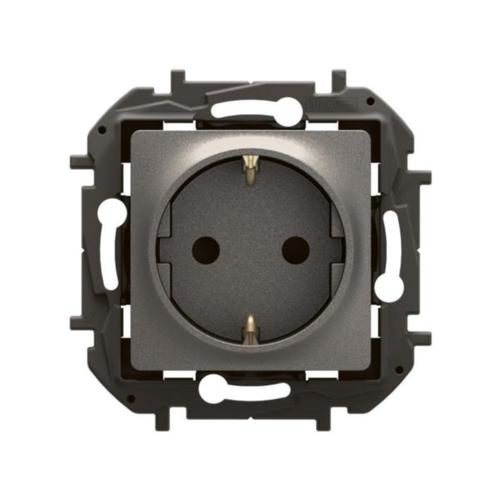 LG-NP3122MG-WEB-F.webp