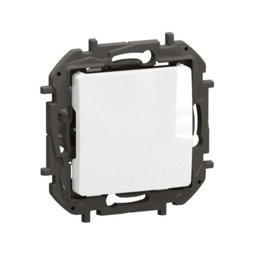 LG-NP151WH-WEB-R.webp