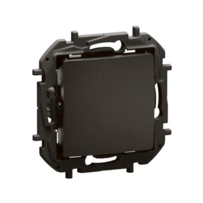 LG-NP151BK-WEB-R.webp