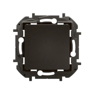 LG-NP151BK-WEB-F.webp