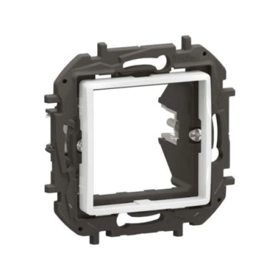 LG-NP172WH-WEB-R.webp