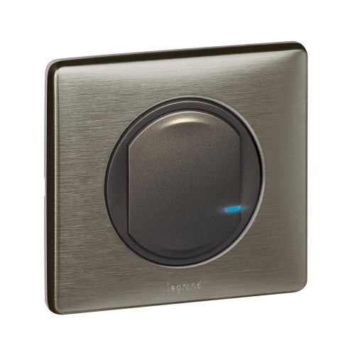 LG-064891-WEB-R.jpg