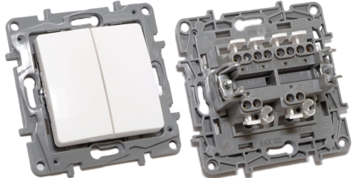 Włącznik schodowy podwójny Legrand Niloe biały 764502