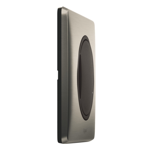 LG-064891-WEB-S.jpg